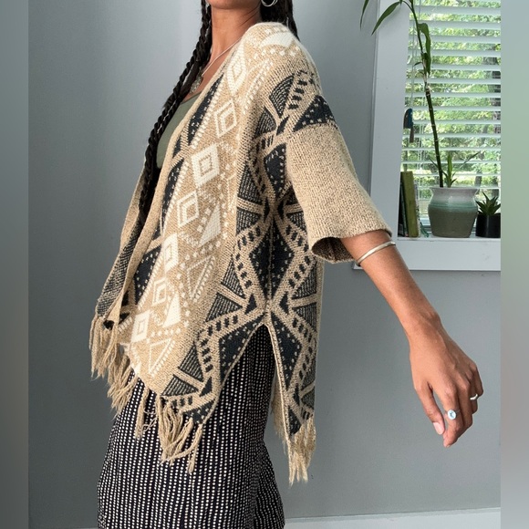 Southwestern shawl cardigan - Picture 3 of 4